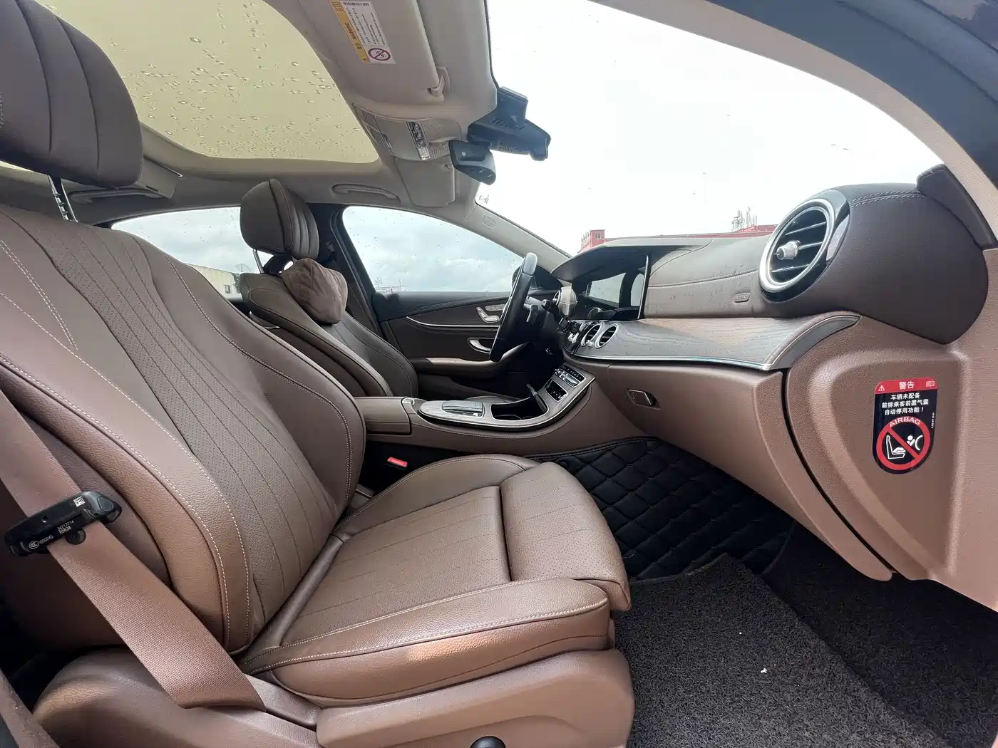 Mercedes-Benz E-Class New Energy 2022 Facelift E 350 e L Plug-in Hybrid Sedan фото 18