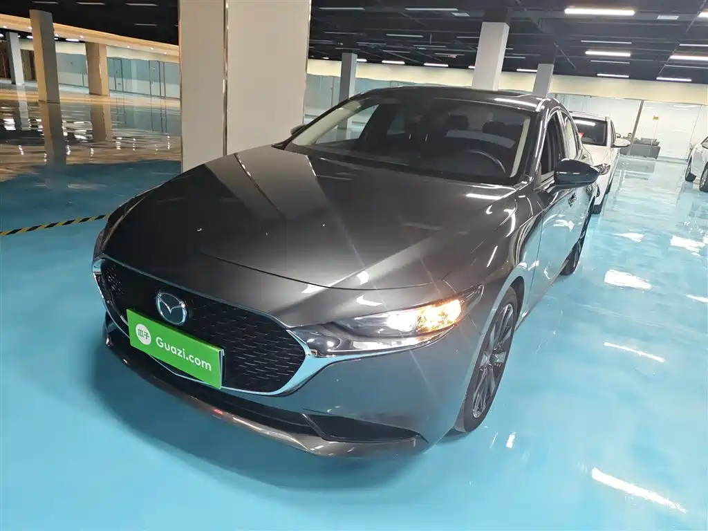 Mazda 3 Axela 2022 2.0L Automatic Premium Black Edition