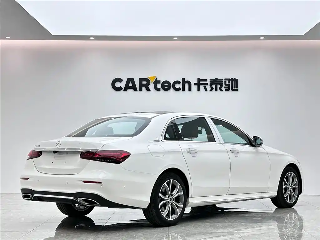 Mercedes-Benz E-Class 2021 E 300 L Sport Fashion фото 5
