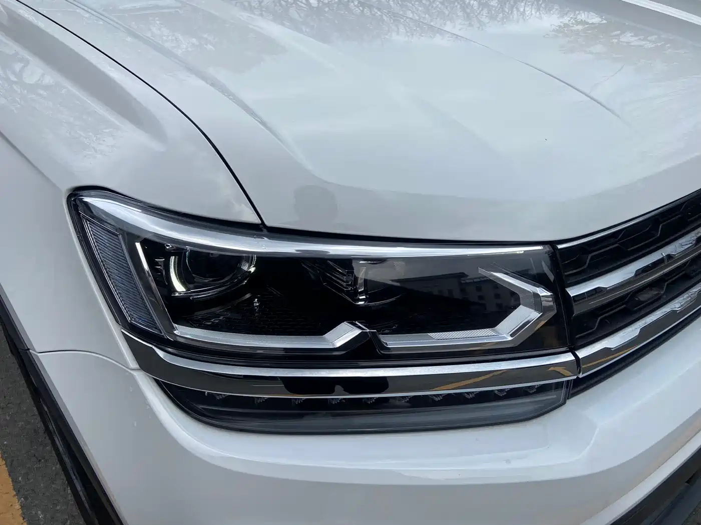 Volkswagen Tharu 2022 280TSI FWD Luxury Edition фото 17