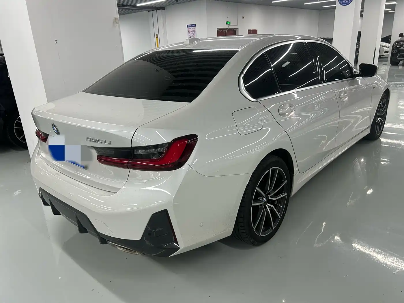 BMW 3-SERIES