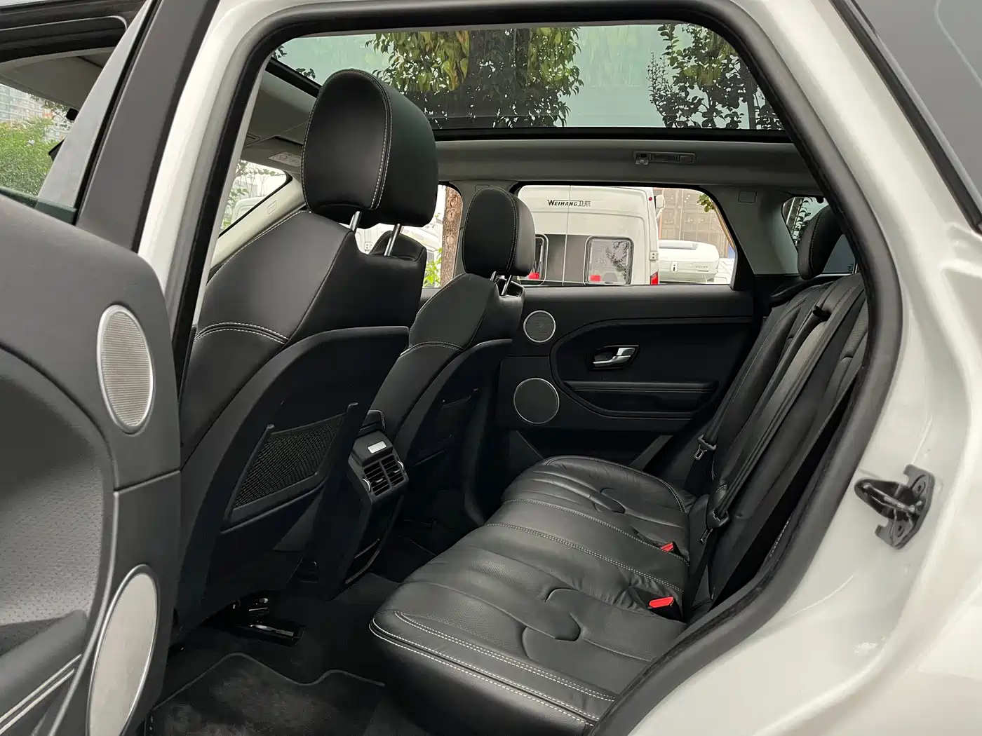 Land Rover Range Rover Evoque (Import) 2014 2014 2.0T 5-door Brilliance Sport