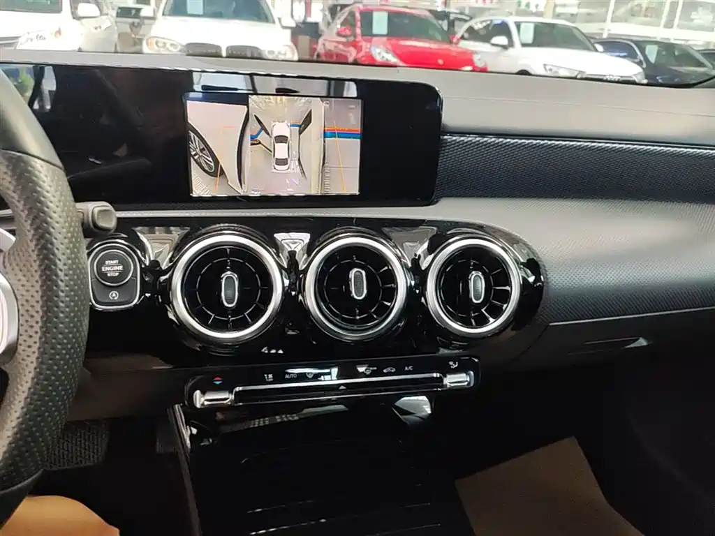 Mercedes-Benz A-Class 2020 A 180 L Sport Sedan фото 13