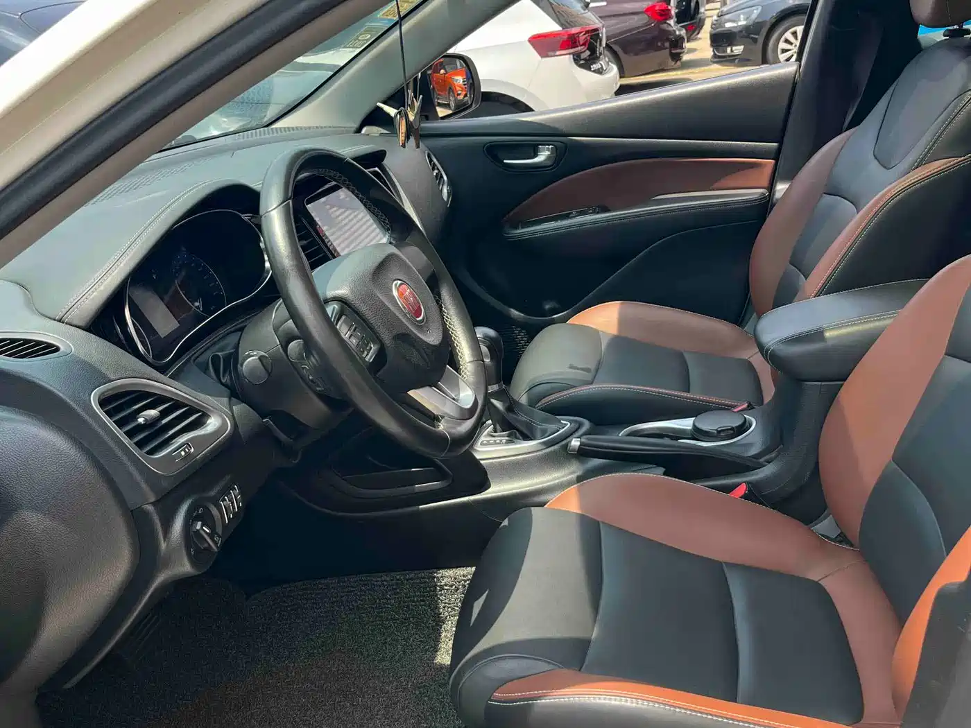 Fiat Viaggio 2015 2015 1.4T Auto Comfort Edition