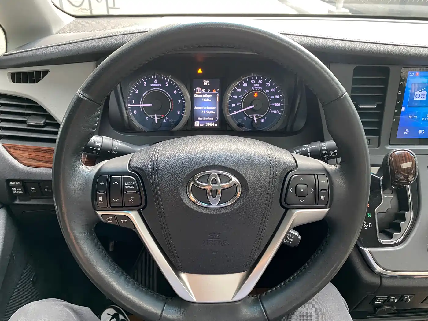 Toyota Sienna 2015 3.5L 4WD L фото 9