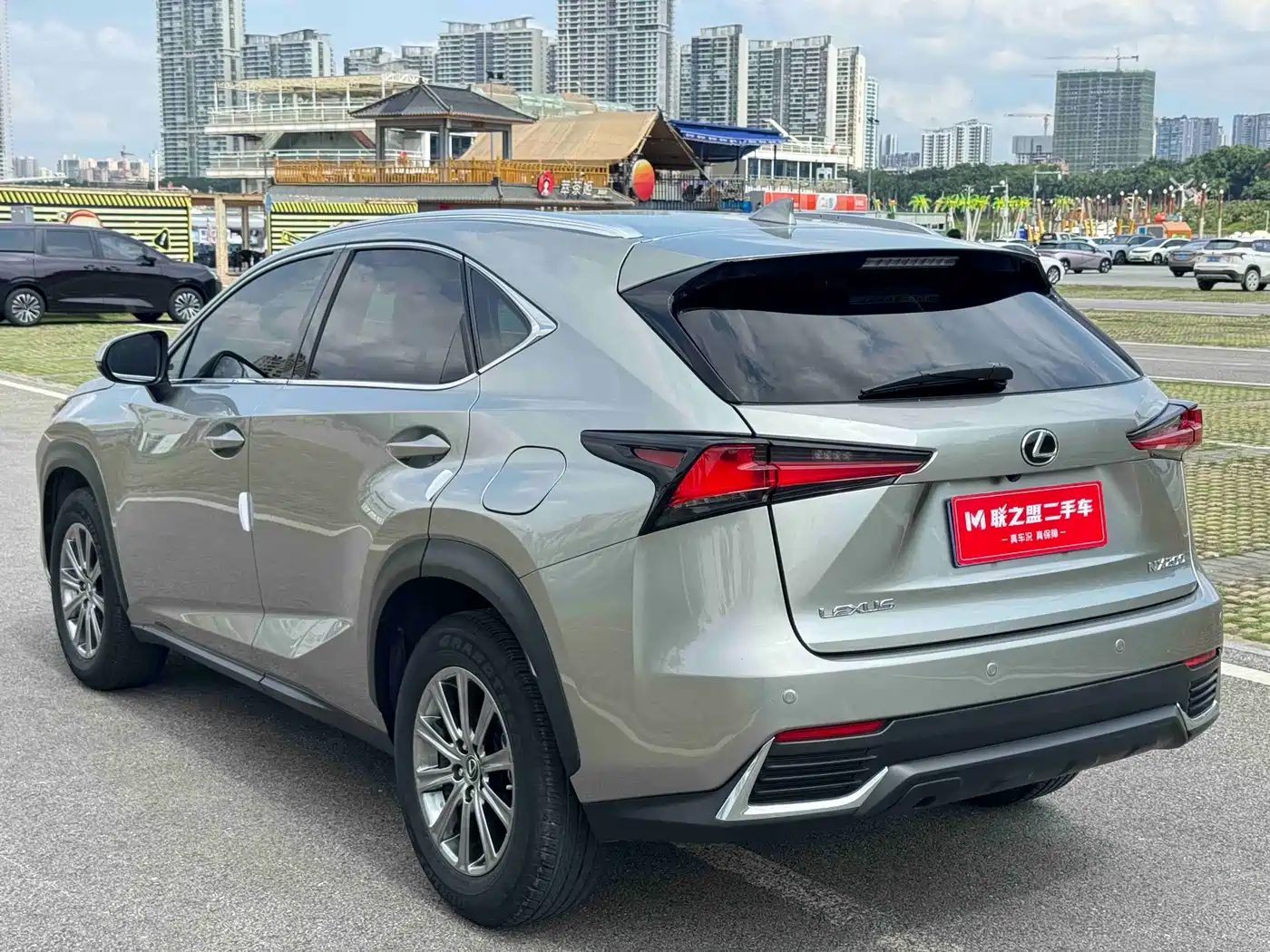 Lexus NX 2020 200 AWD F Sport China VI фото 4