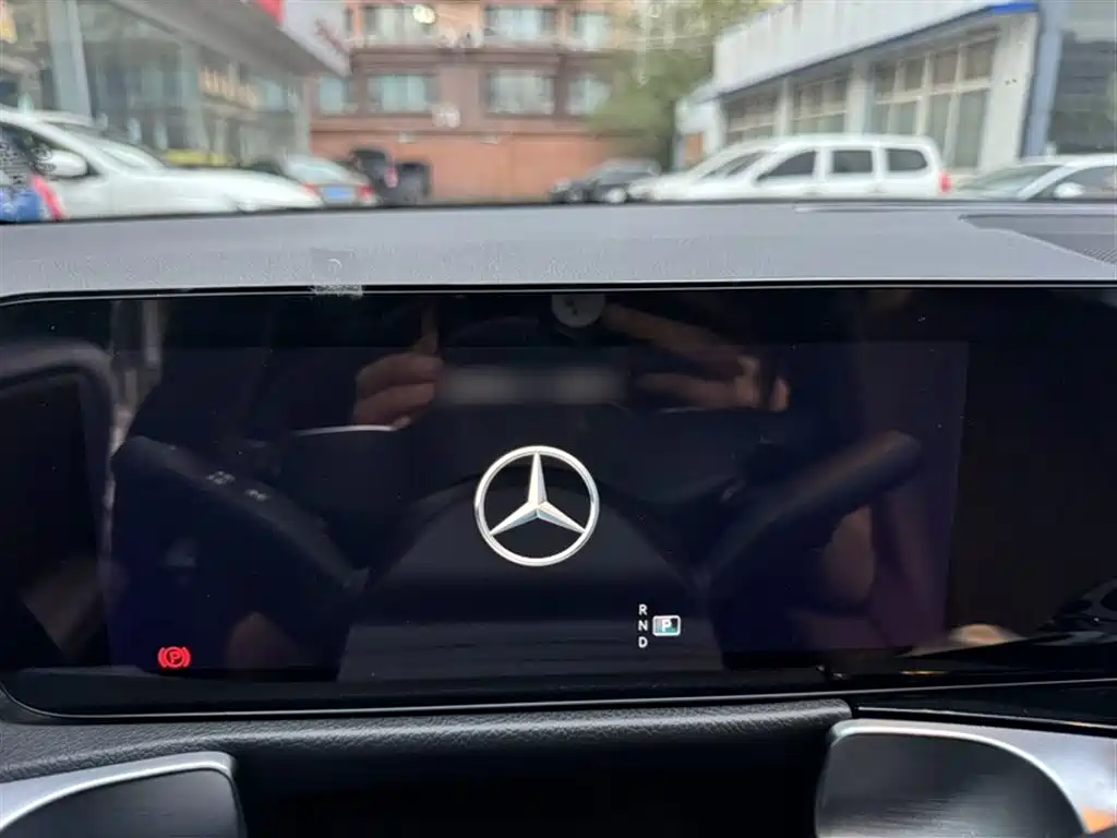 Mercedes-Benz GLB 2023 Facelift GLB 200 Dynamic фото 15