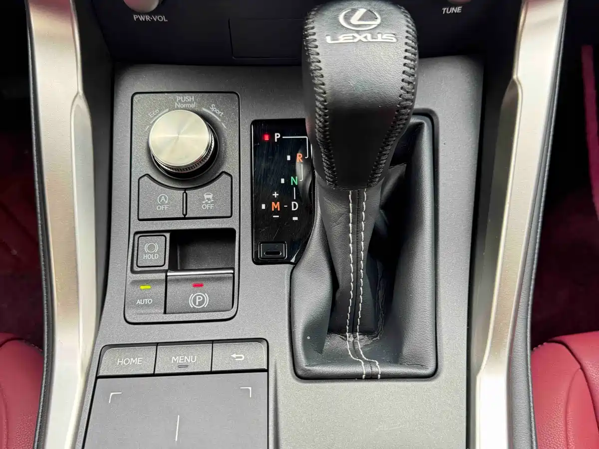 Lexus NX 2020 200 AWD F Sport China VI фото 15