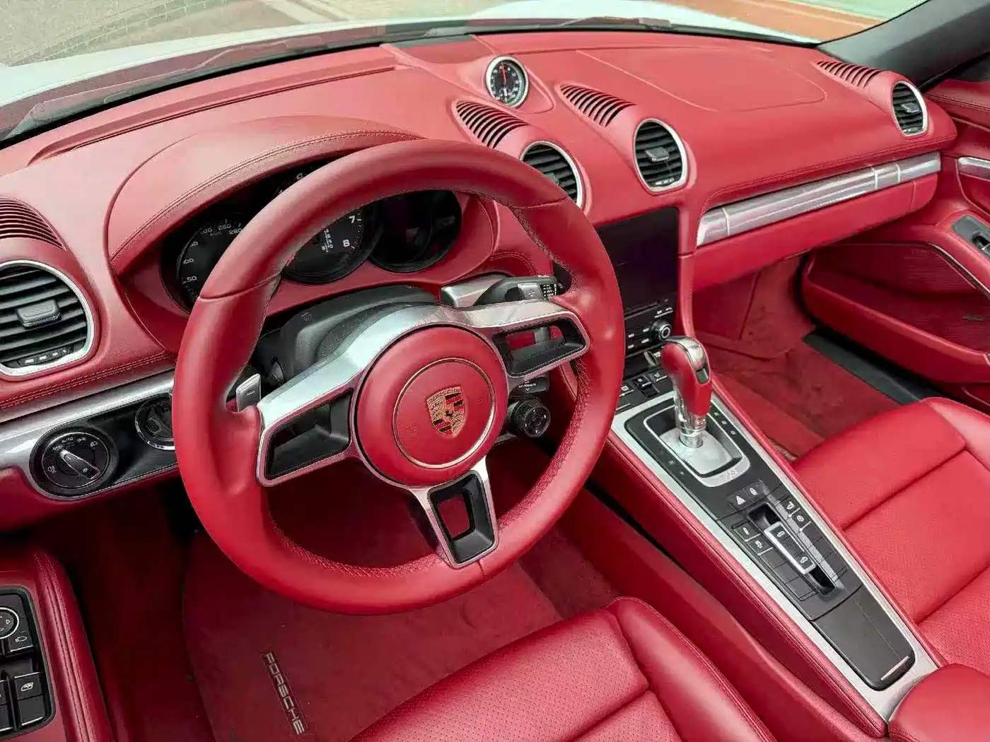 Porsche 718 2018 Boxster 2.0T фото 4
