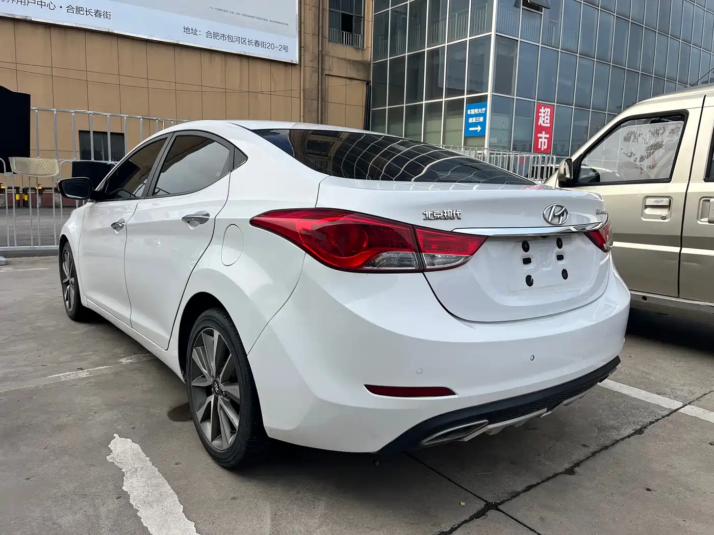 Hyundai Langdong 2015 1.6L Auto Premium фото 8