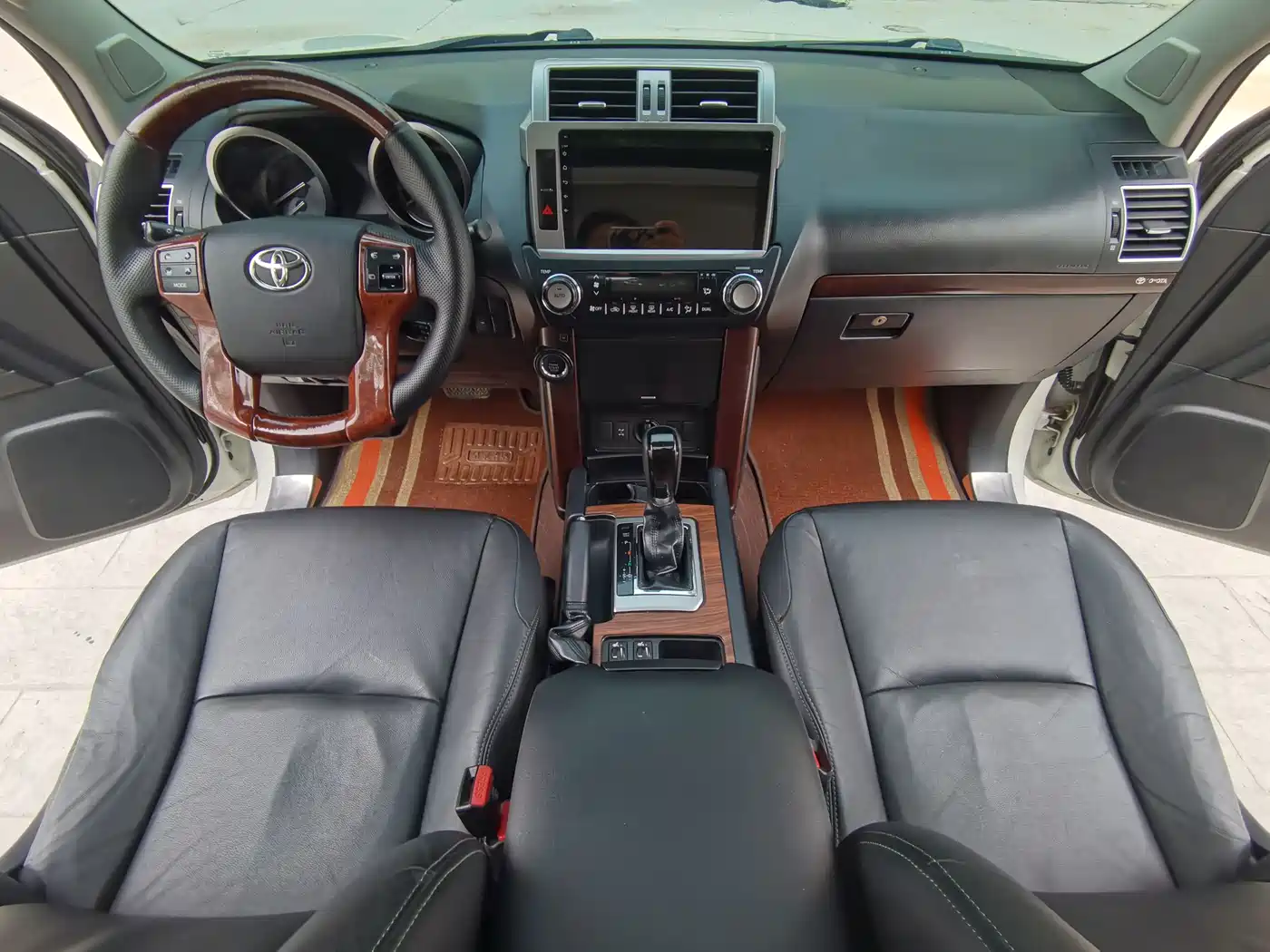 Toyota Prado 2016 3.5L Auto TX-L фото 9