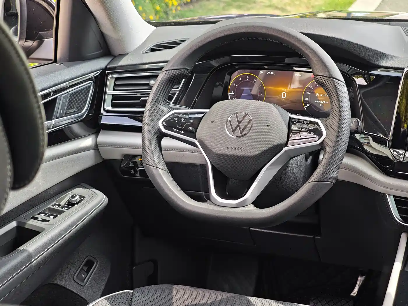 VOLKSWAGEN TOURANG