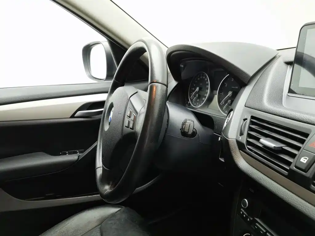 BMW X1 2012 2012 sDrive18i Fashion Model