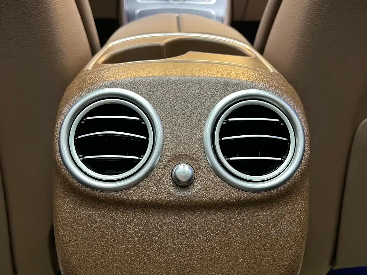Mercedes-Benz E-Class 2019 E 300 L Sport Fashion фото 27