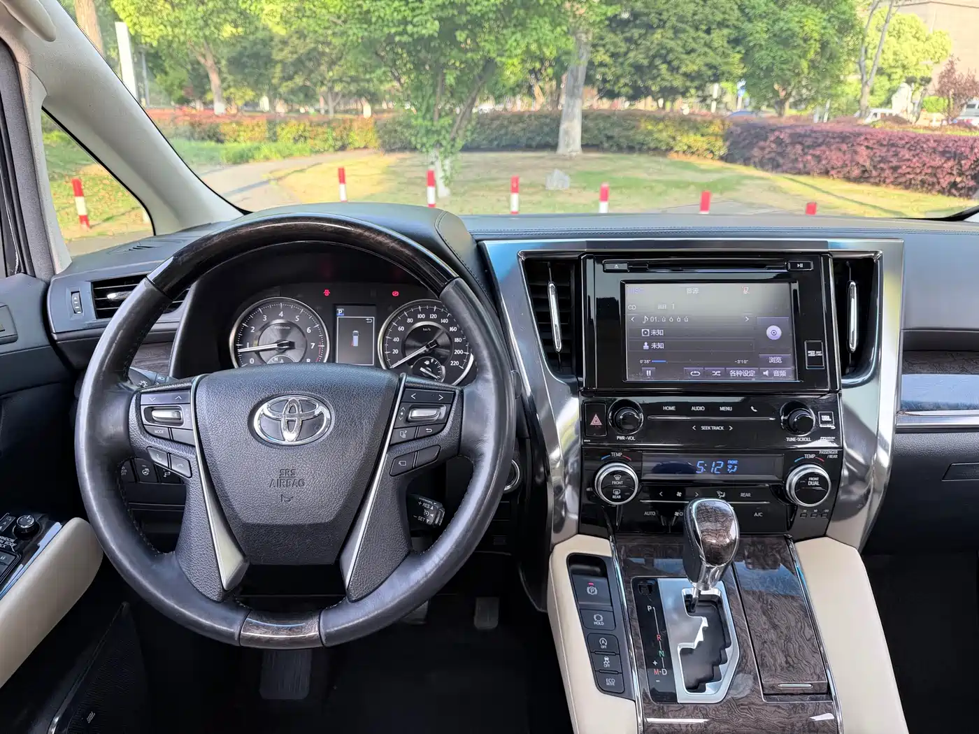 Toyota Alphard 2018 Facelift 3.5L Premium Edition фото 11