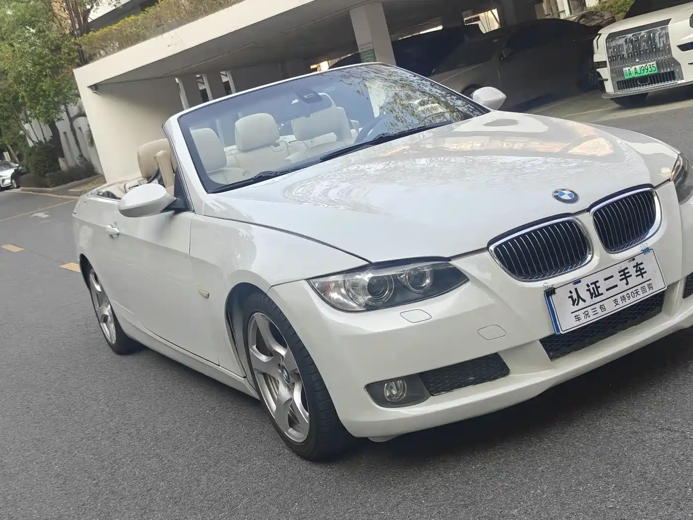 BMW 3 Series (Import) 2009 Model 325i Convertible фото 8