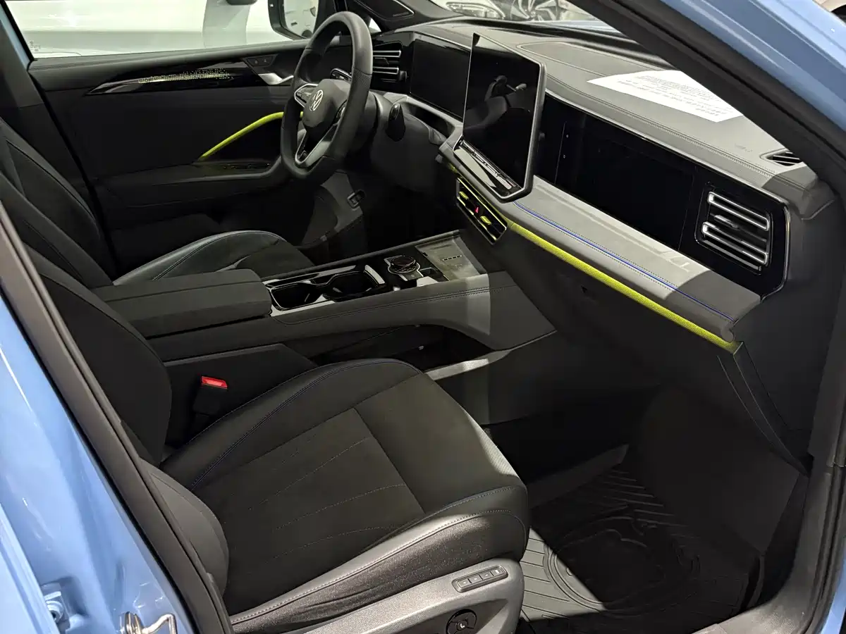 Volkswagen Tiguan L 2026 PRO 380TSI 4WD R-Line Smart Premium Edition фото 10