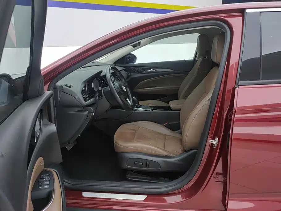 Фото 9 - Buick Regal