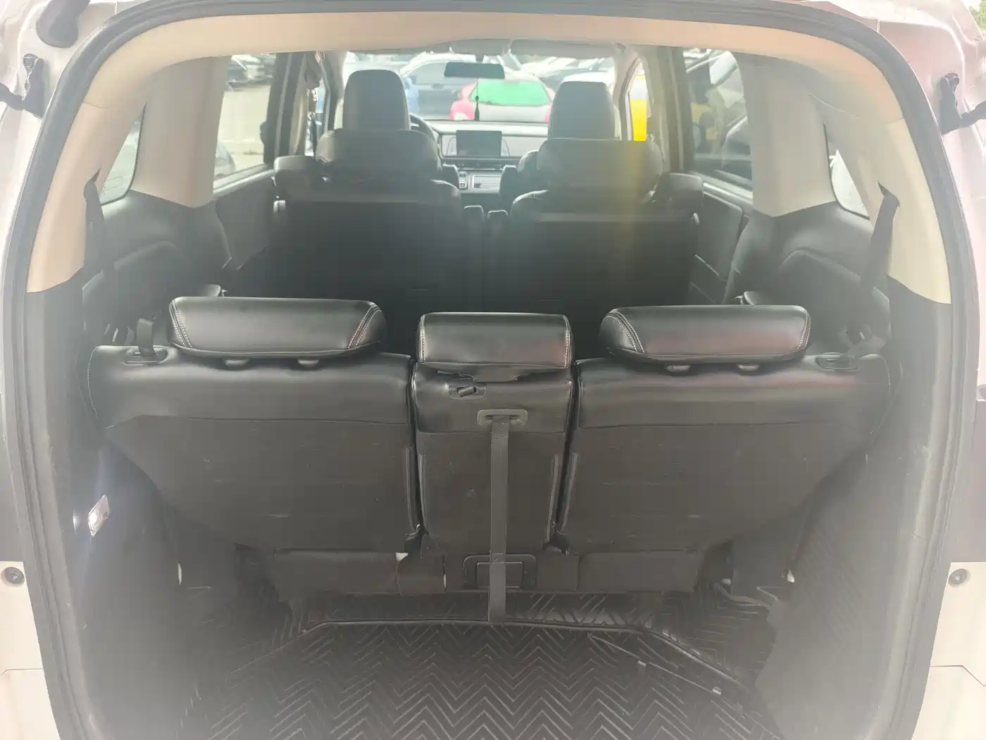 Honda Odyssey 2022 2.0L e:HEV Sharp·Enjoyment Edition фото 6