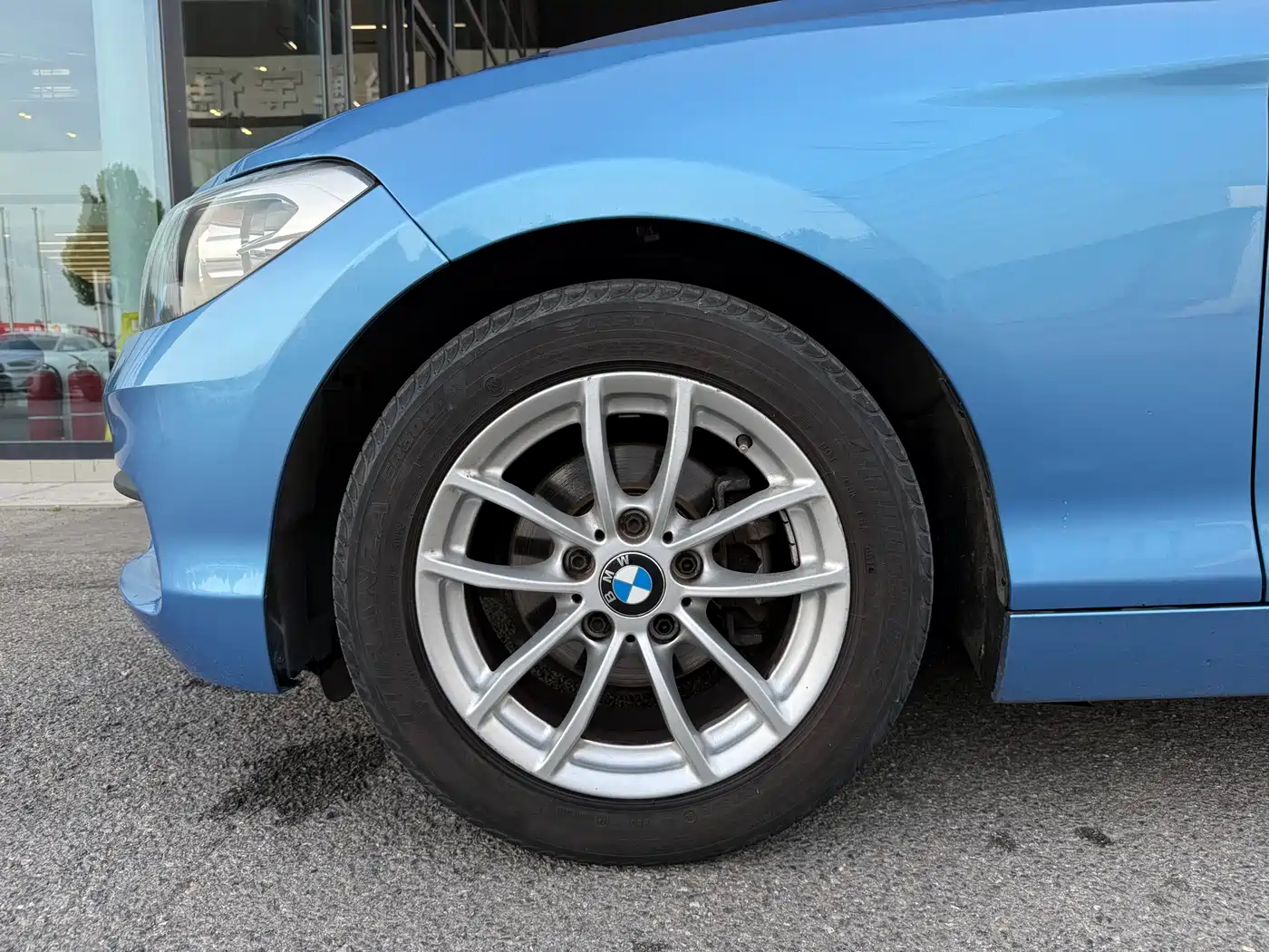 BMW 1 Series (Import) 2018 118i Leading фото 11