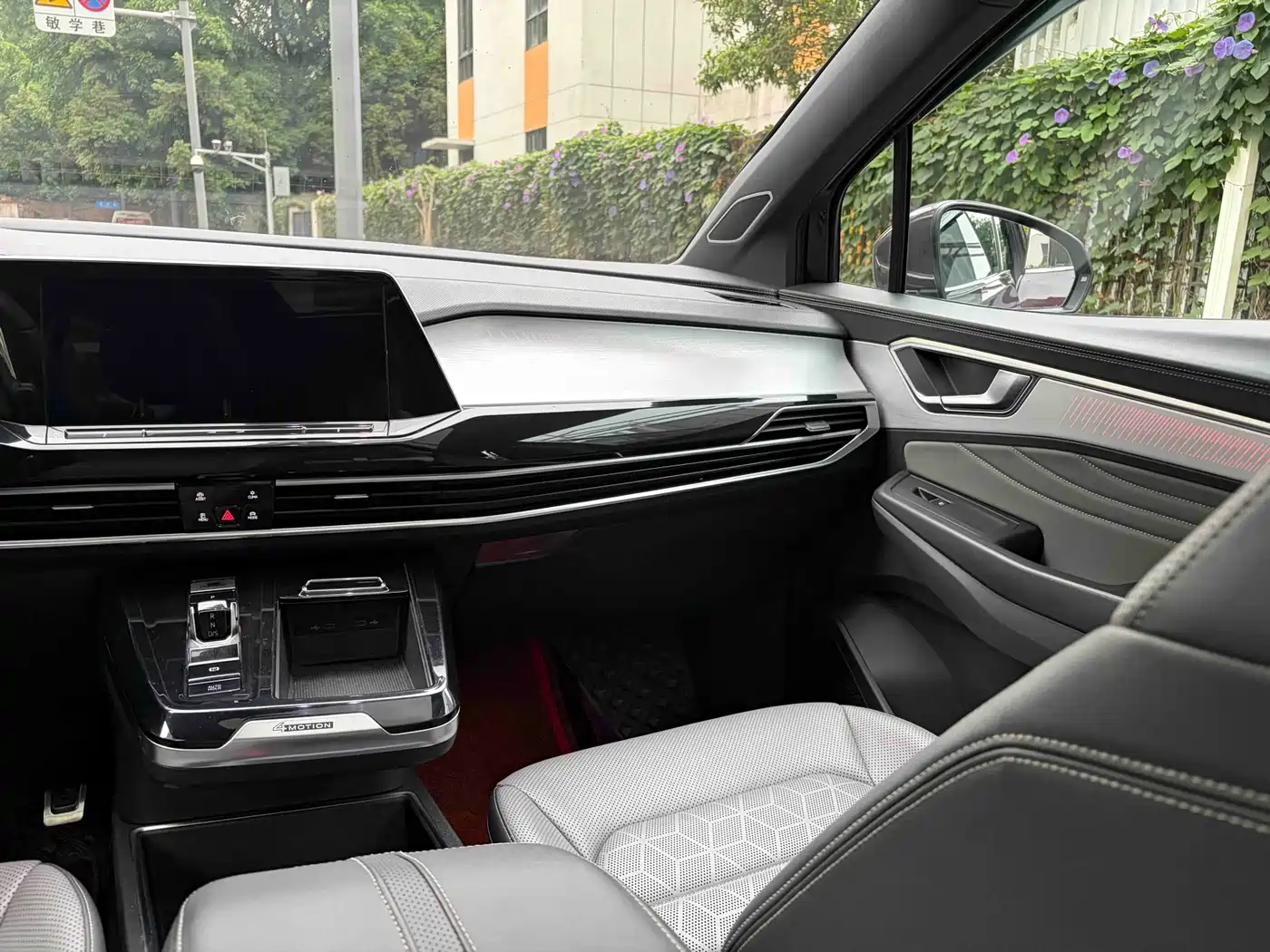 Volkswagen Talagon 2021 380TSI 4WD R-Line Explorer Edition фото 19