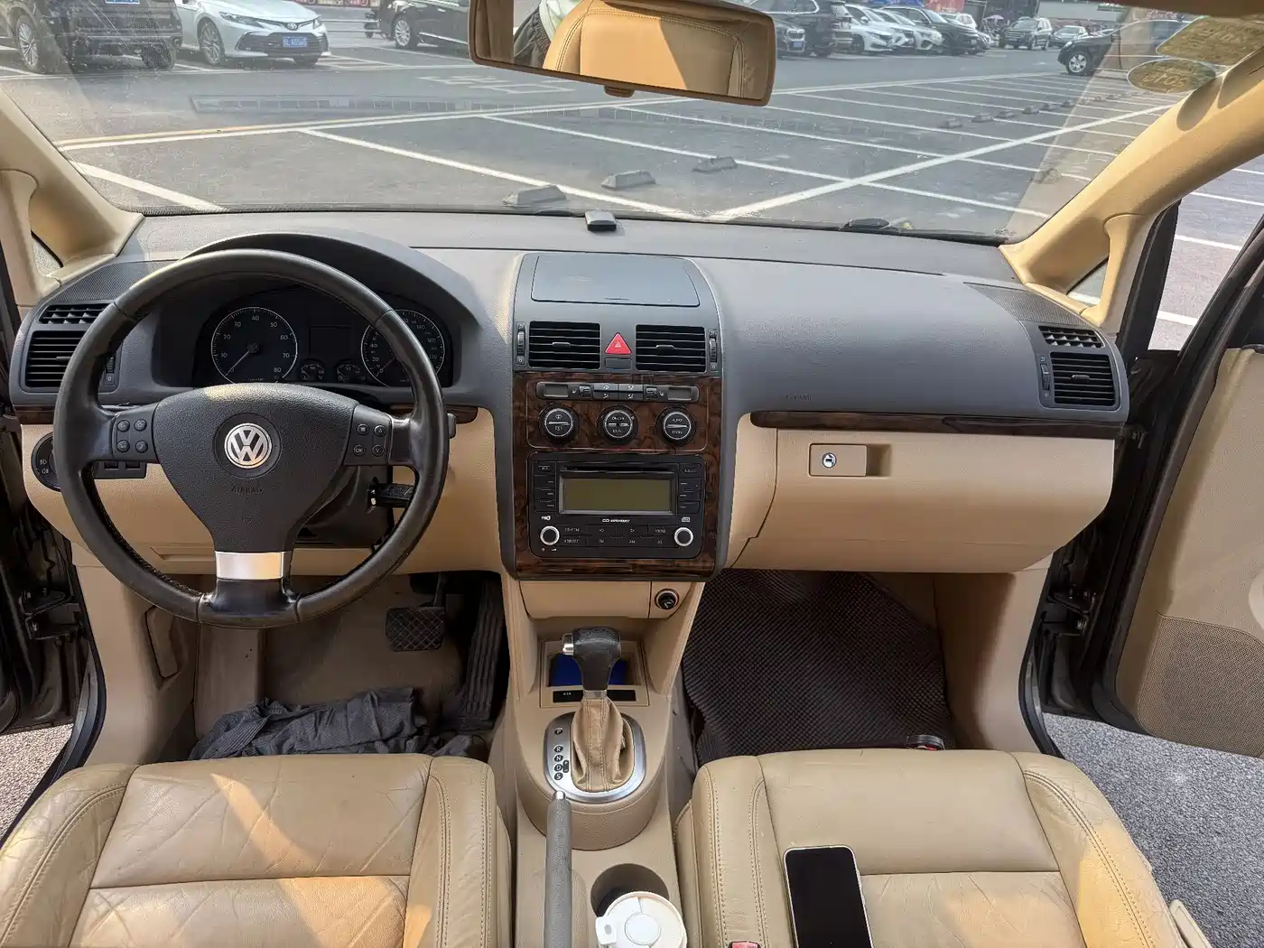Volkswagen Touran 2008 Model 1.8T Premium Smart Edition Automatic 7-Seater фото 32
