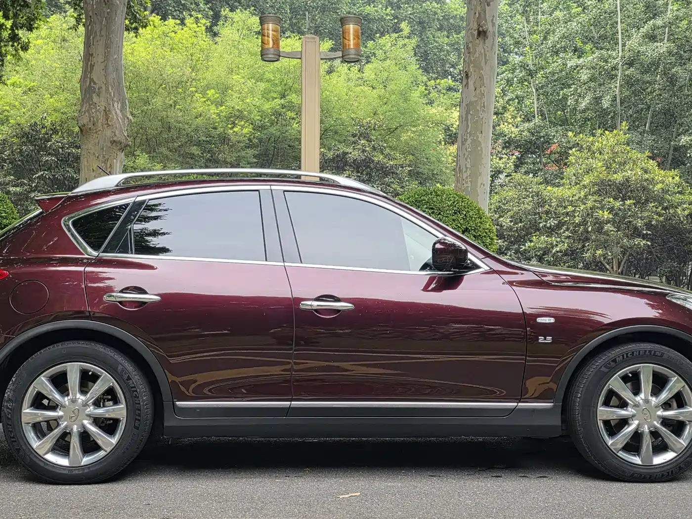 Infiniti QX50 (Import) 2013 2013 2.5L 2WD Elegance