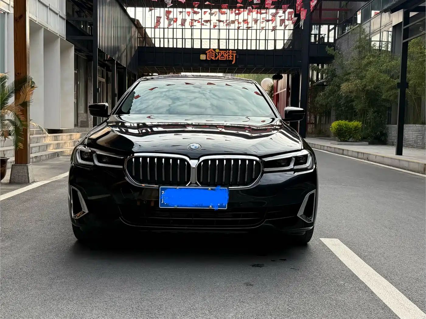 BMW 5 Series 2021 525Li M Sport Package фото 2