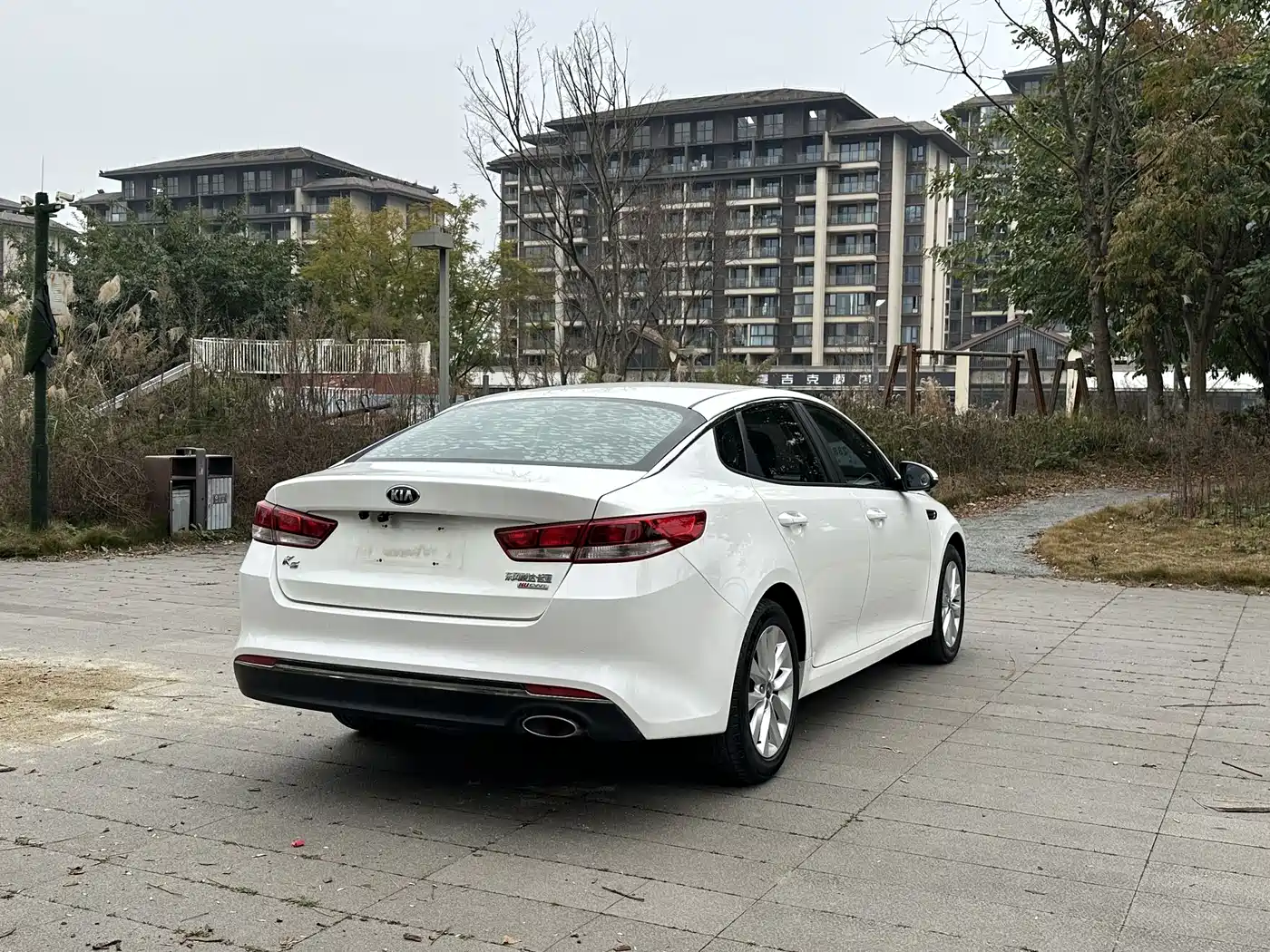 KIA K5