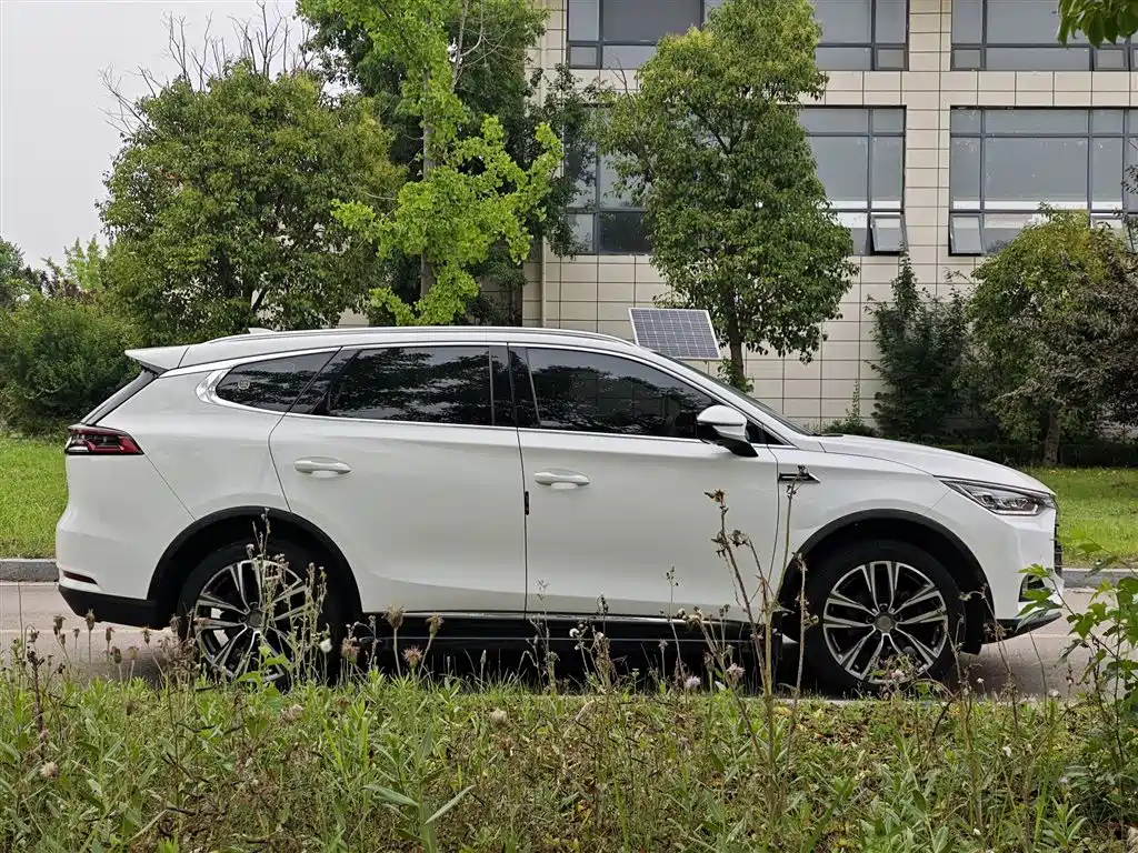 BYD Tang 2018 2.0T Automatic Smart Connection Noble Edition 7-Seater China V фото 16