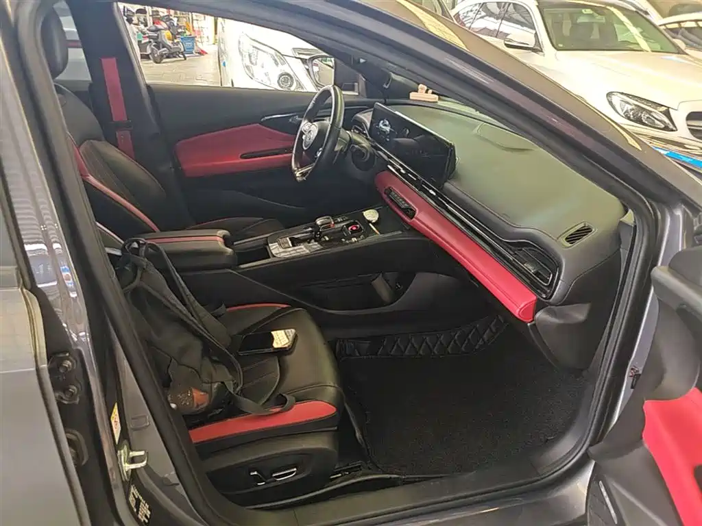 GAC Trumpchi Trumpchi Emkoo 2021 270T DCT J16 Edition фото 25