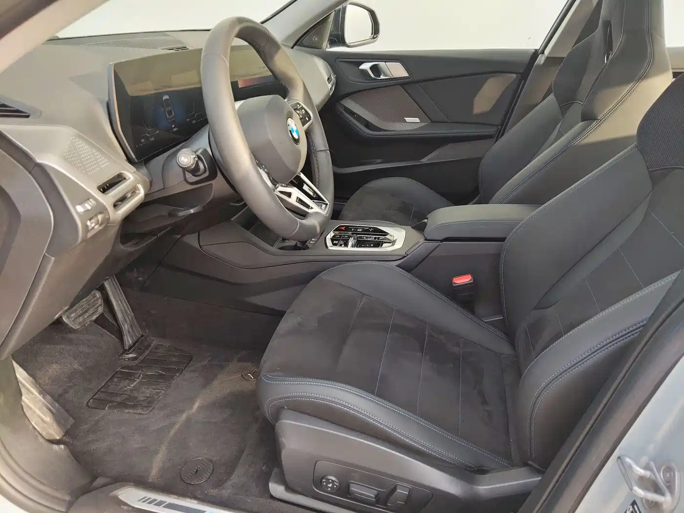 BMW 2 Series 2025 225L M Sport Moonlight Package фото 6