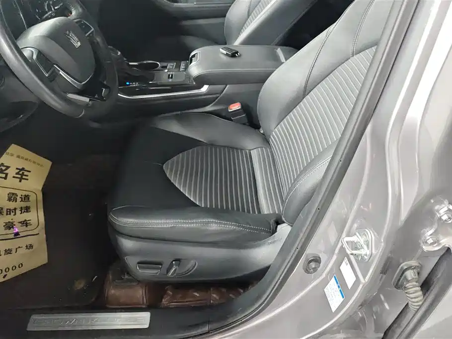 Toyota Crown Kluger 2022 2.5L HEV 4WD Premium Edition фото 9