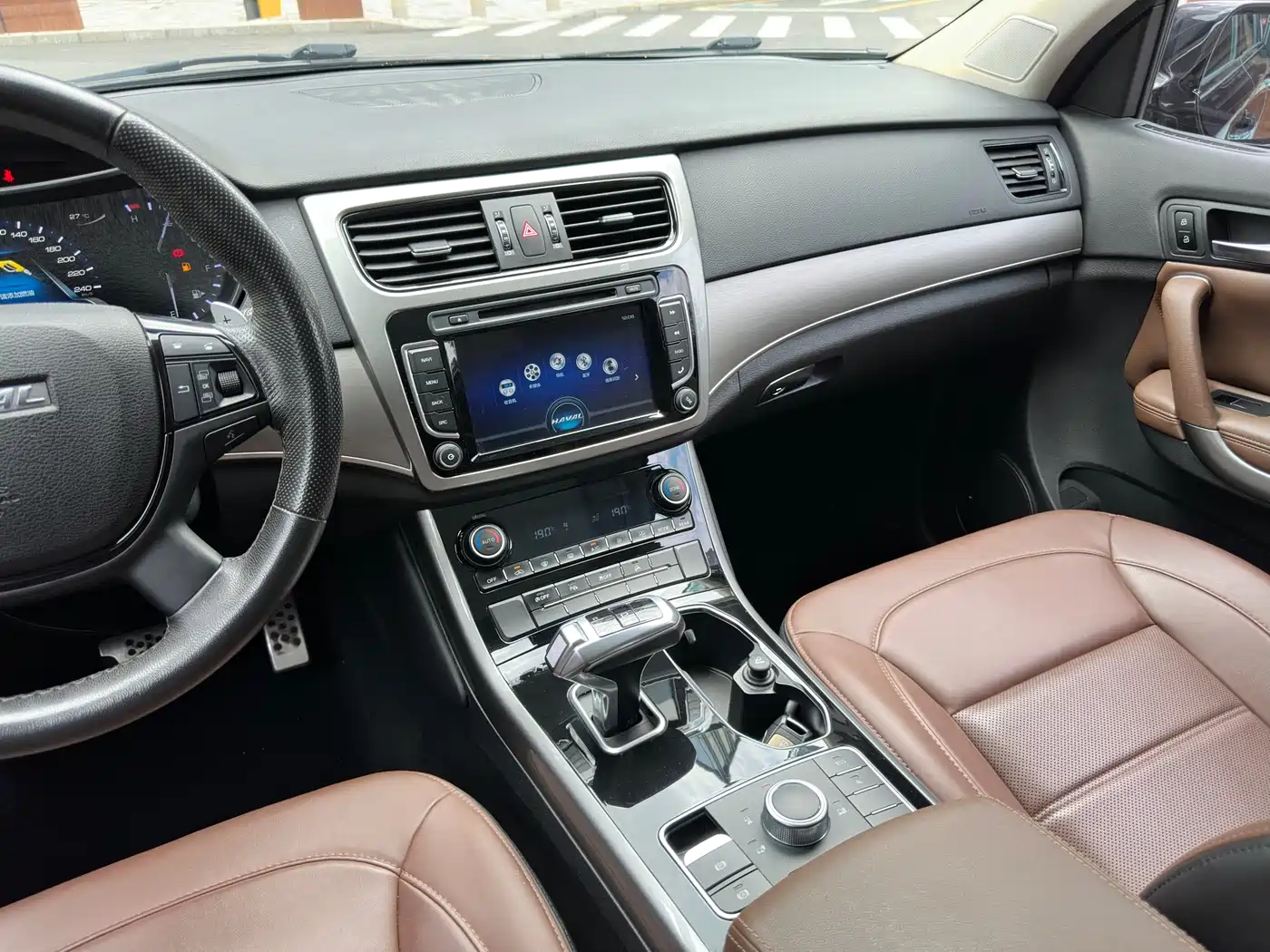 Haval H8 2017 2.0T Gasoline 4WD Smart Enjoyment фото 15
