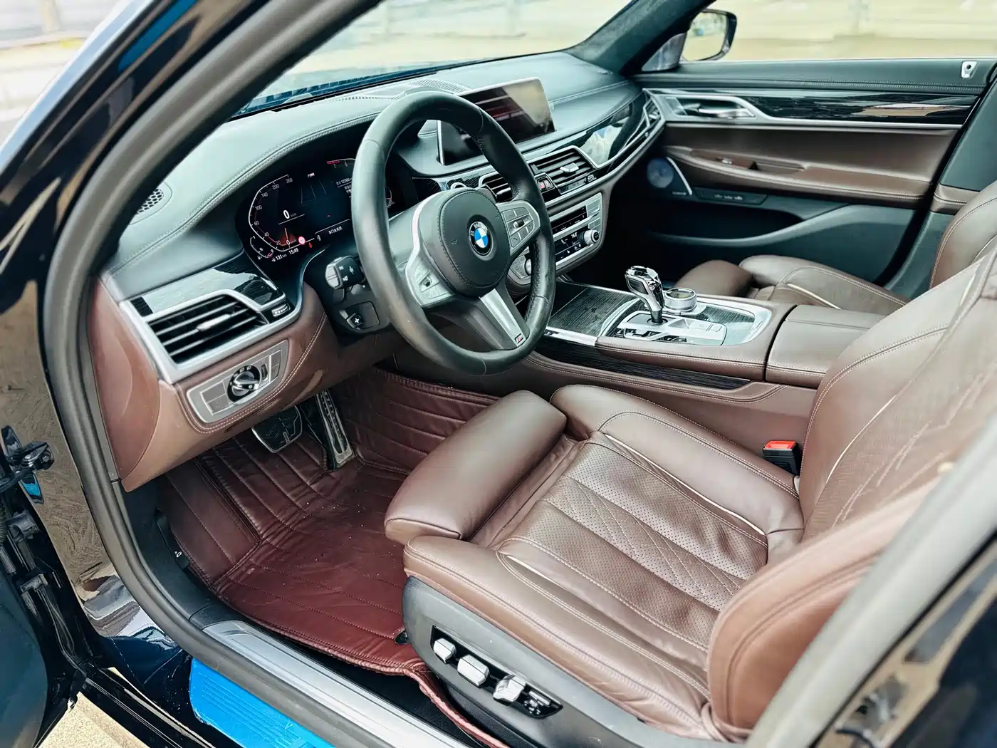 BMW 7 Series 2019 740Li Leading M Sport Package фото 4