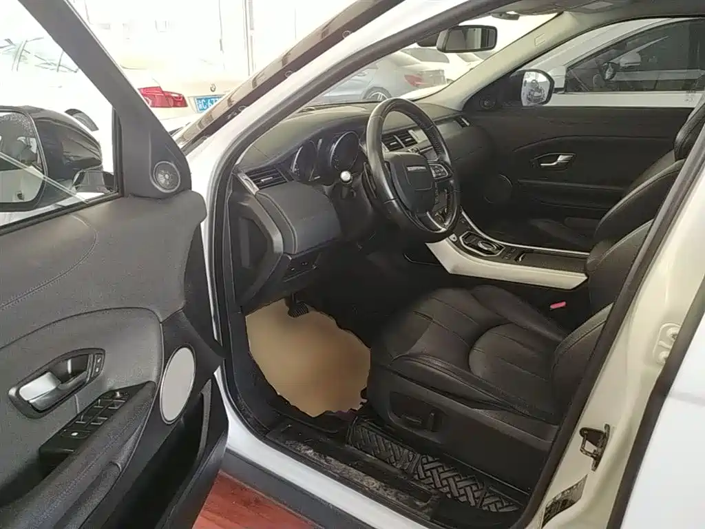 Land Rover Range Rover Evoque 2018 240PS PURE Trend фото 16