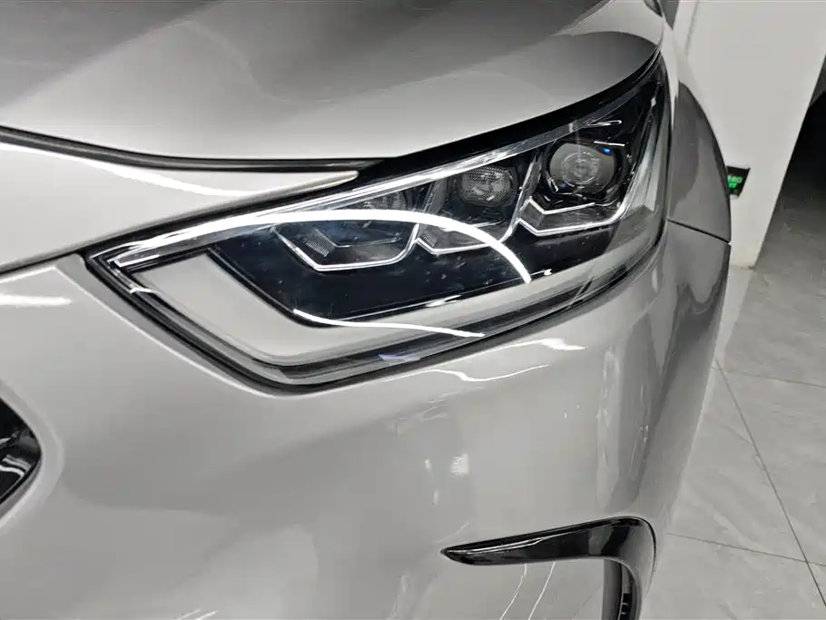 Toyota Crown Kluger 2022 2.5L HEV 4WD Premium Edition фото 5