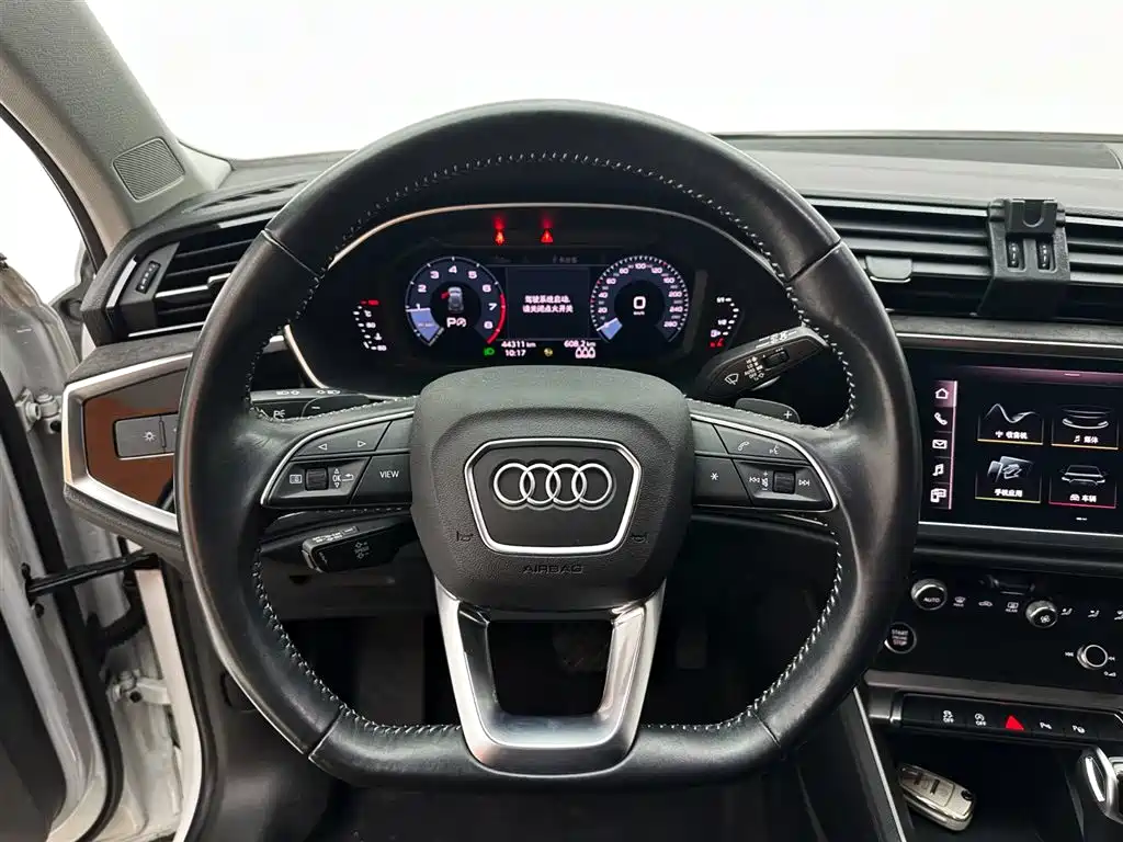 Audi Q3 2021 35 TFSI Fashion Sport фото 11