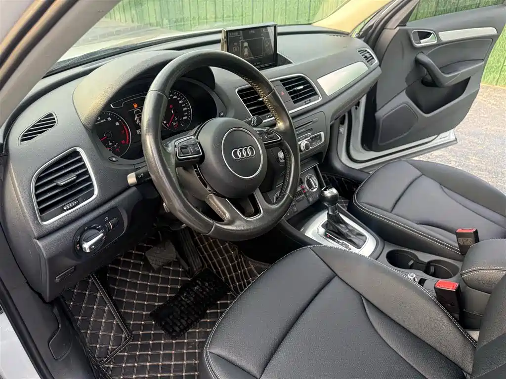 Audi Q3 2013 35 TFSI Progressive фото 12