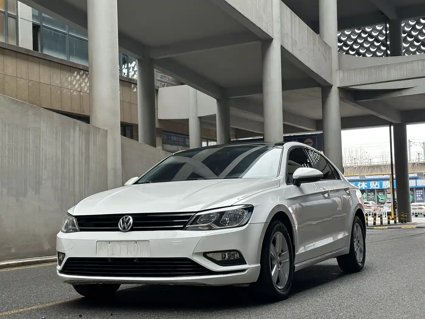 Volkswagen Lamando 2017 230TSI DSG Trend Edition