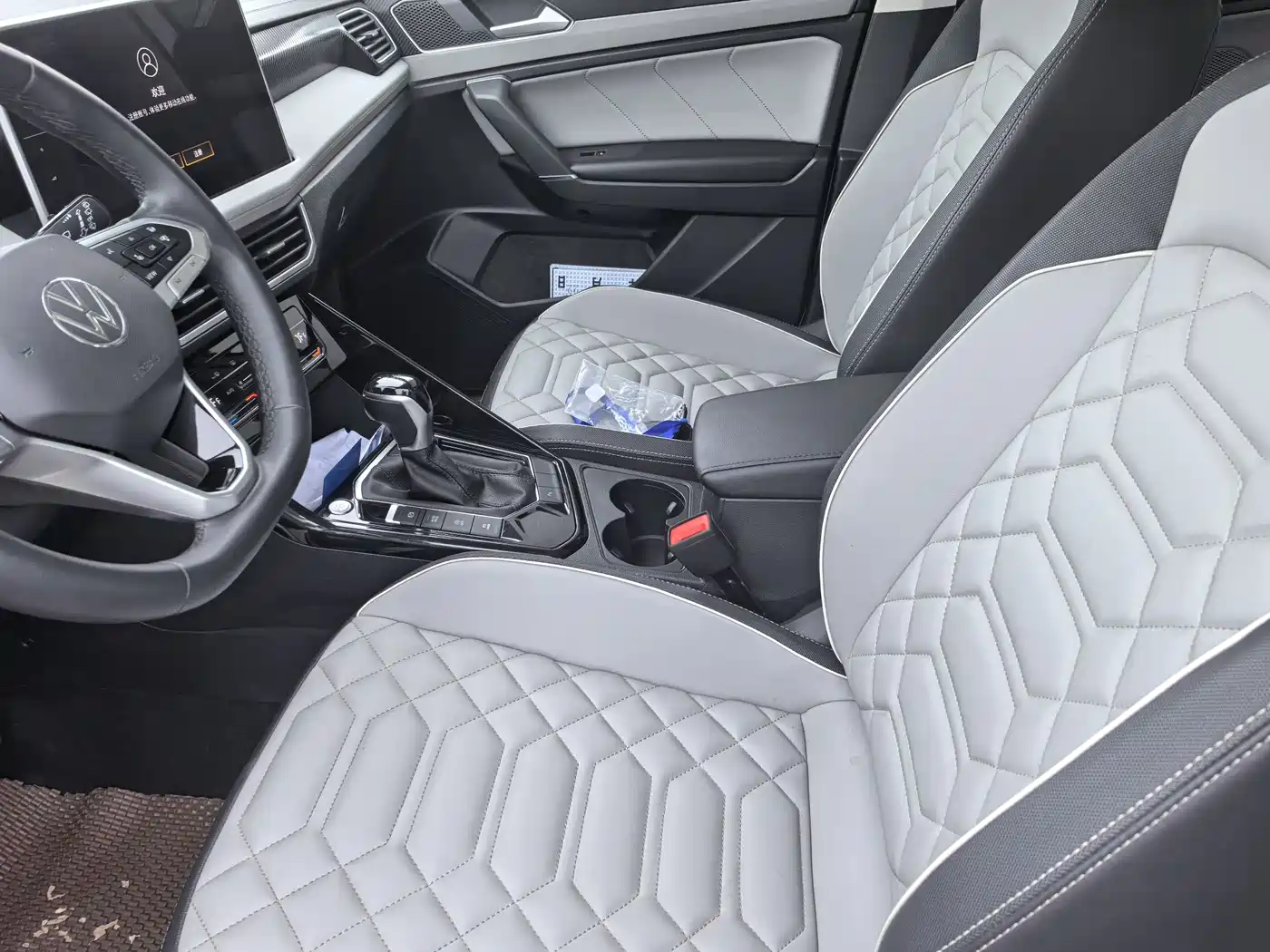 Volkswagen Tayron 2023 330TSI 2WD Luxury Plus Advanced Edition фото 4