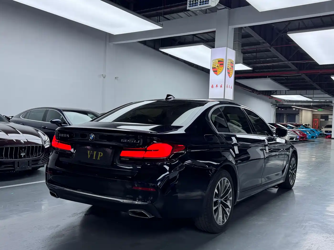 BMW 5 Series 2021 525Li Luxury Package фото 18