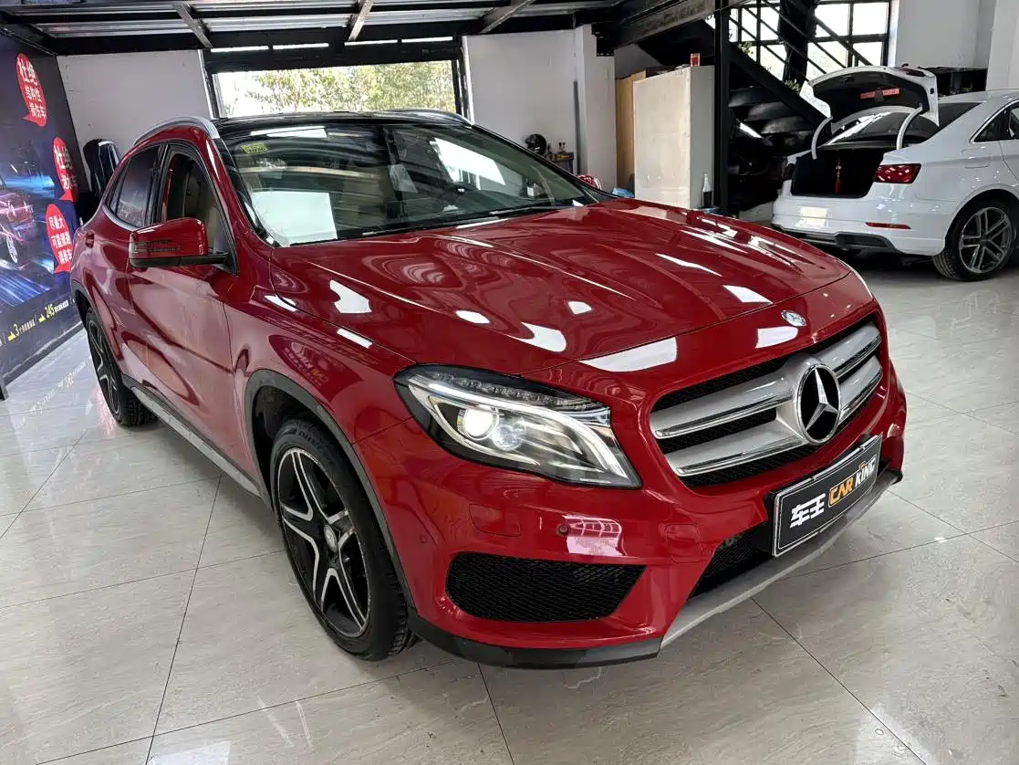 Mercedes-Benz GLA 2016 GLA 220 4MATIC Luxury фото 3