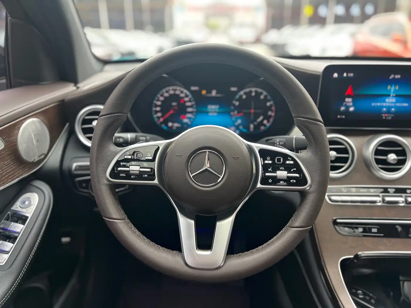 Mercedes-Benz GLC 2021 GLC 300 L 4MATIC Sporty фото 11