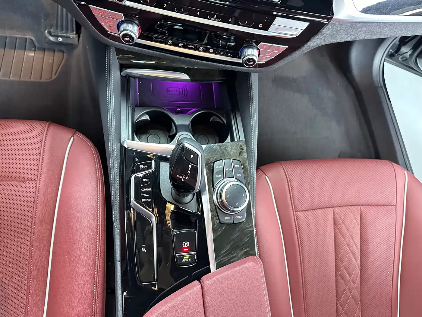 BMW 5 Series 2022 525Li M Sport Package фото 9