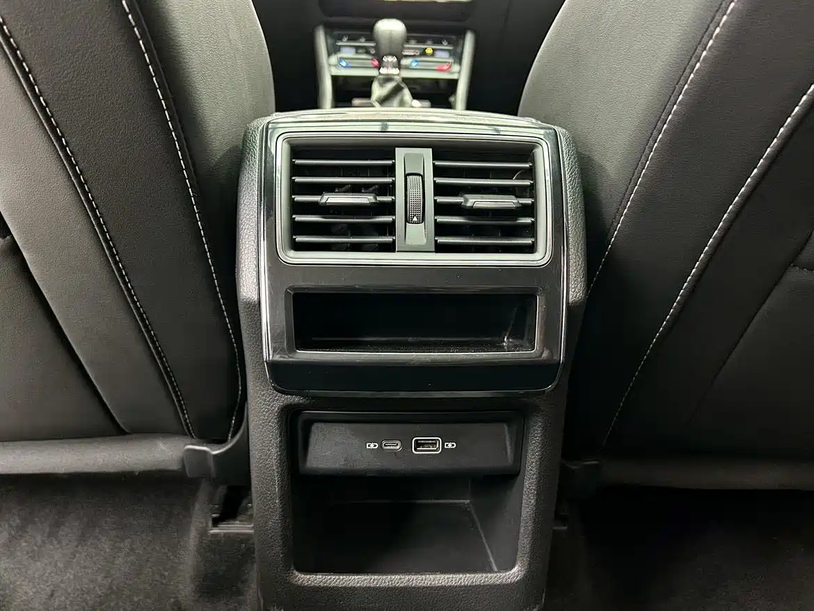 Škoda Superb 2023 TSI280 DSG Premium Edition фото 21