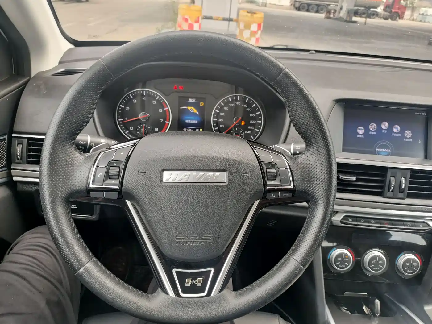 Фото 15 - Haval H6