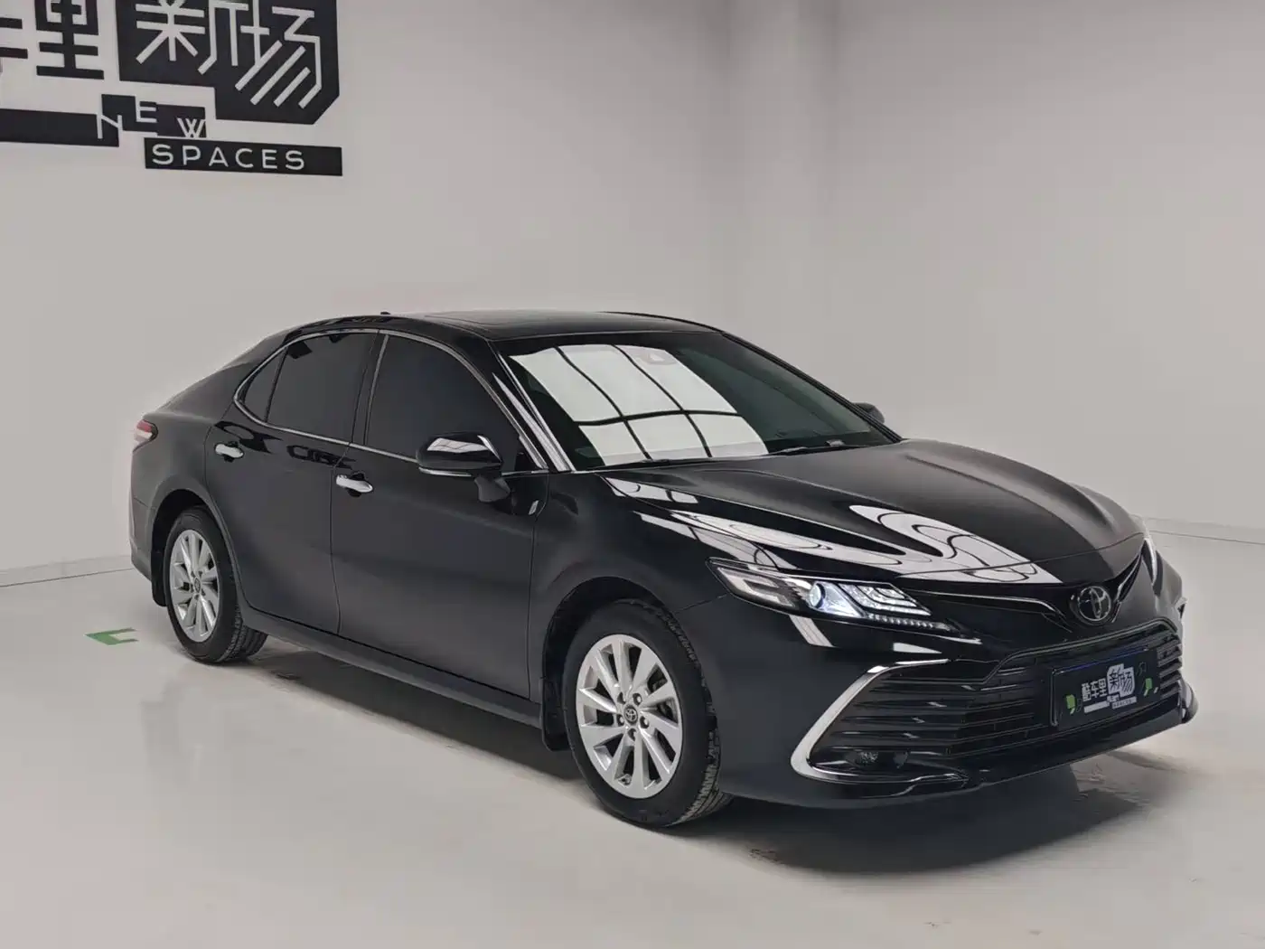 Toyota Camry 2021 2.0G Luxury Edition фото 3