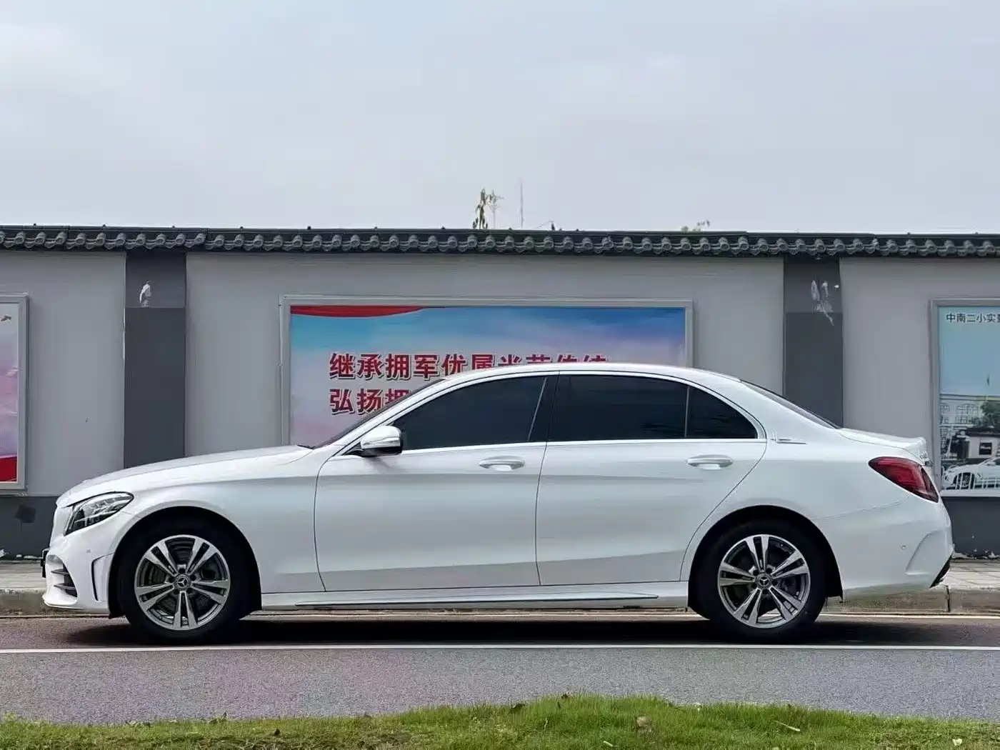 Mercedes-Benz C-Class 2019 C 180 L Fashion Sport Edition фото 3