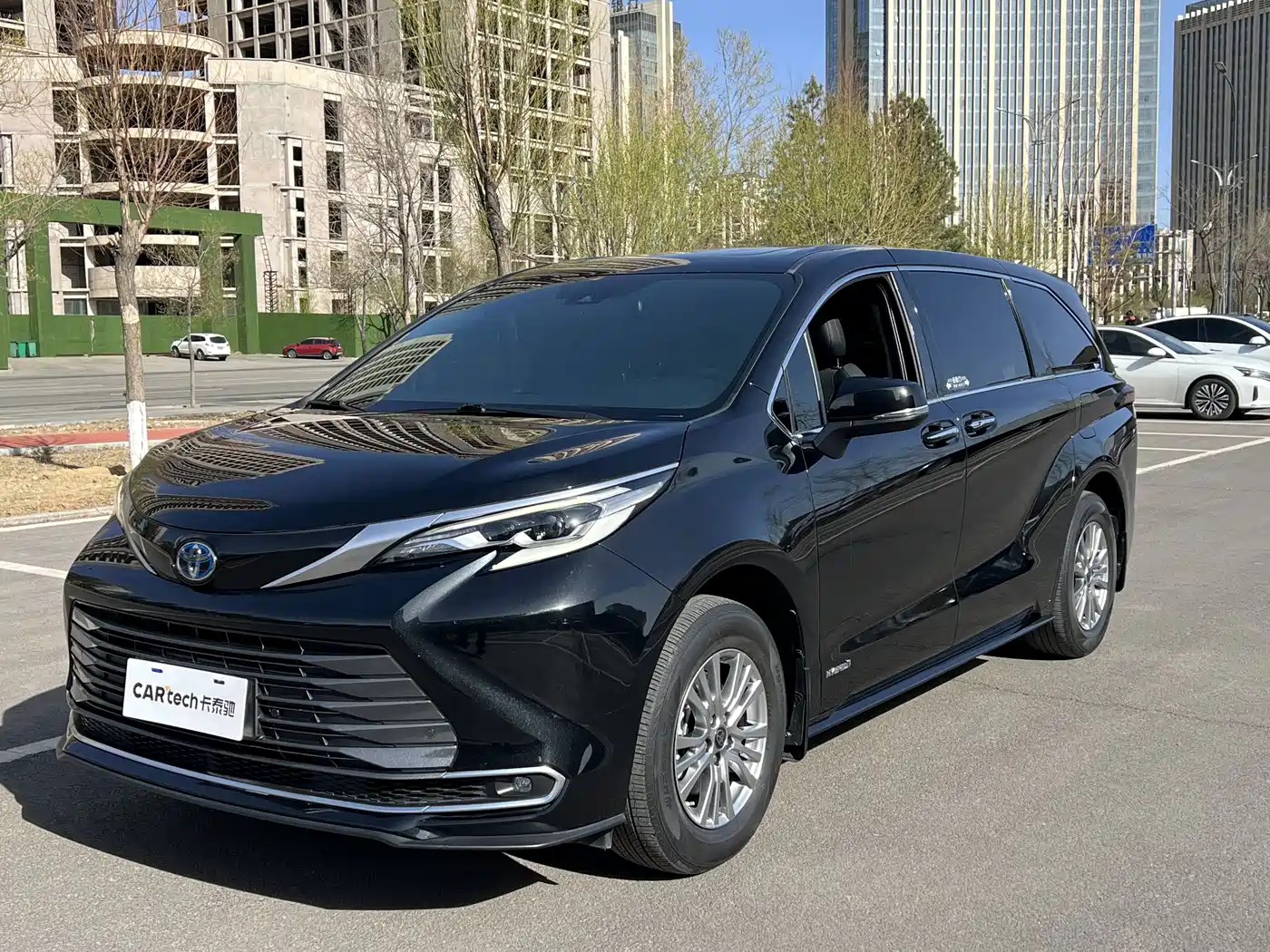 Toyota Sienna 2021 2.5L Hybrid Premium Edition